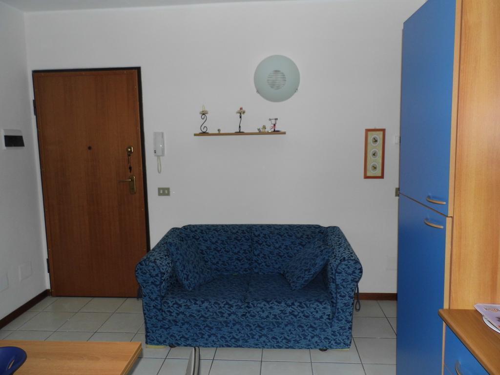 Bilocale Mentana 21 Daire Parma Dış mekan fotoğraf