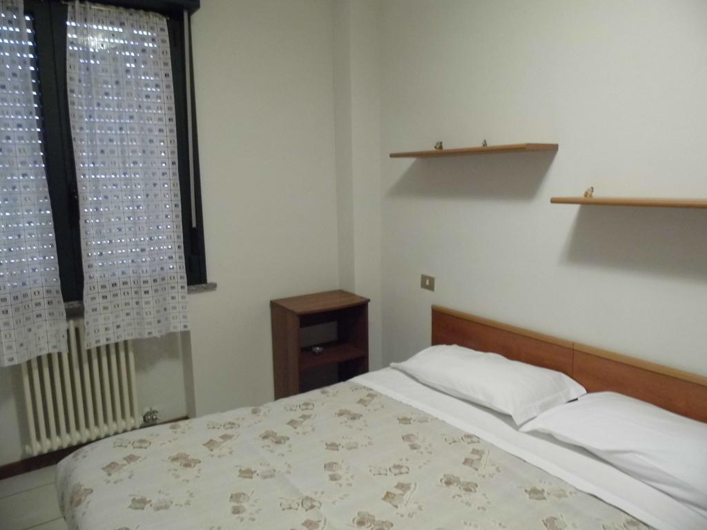 Bilocale Mentana 21 Daire Parma Dış mekan fotoğraf